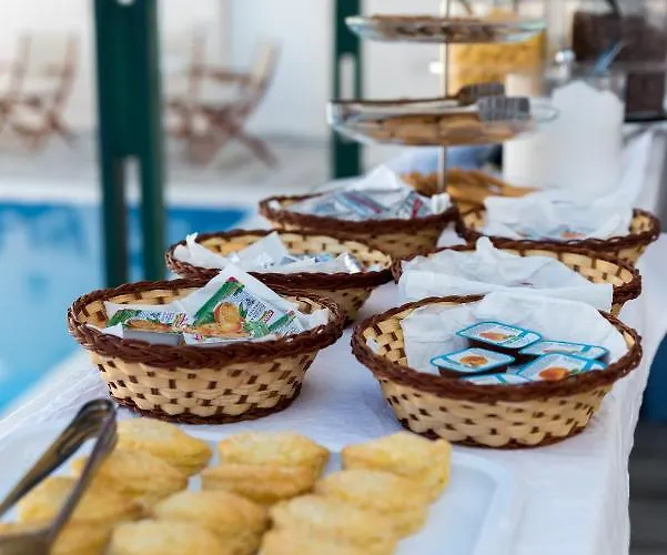 Memento Perissa (Santorini)